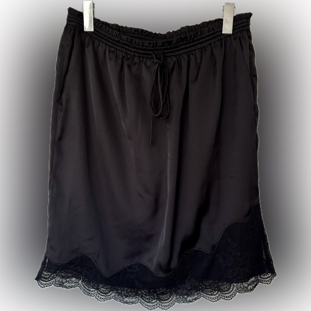 Elegant Black Lace Trim Sleep Skirt